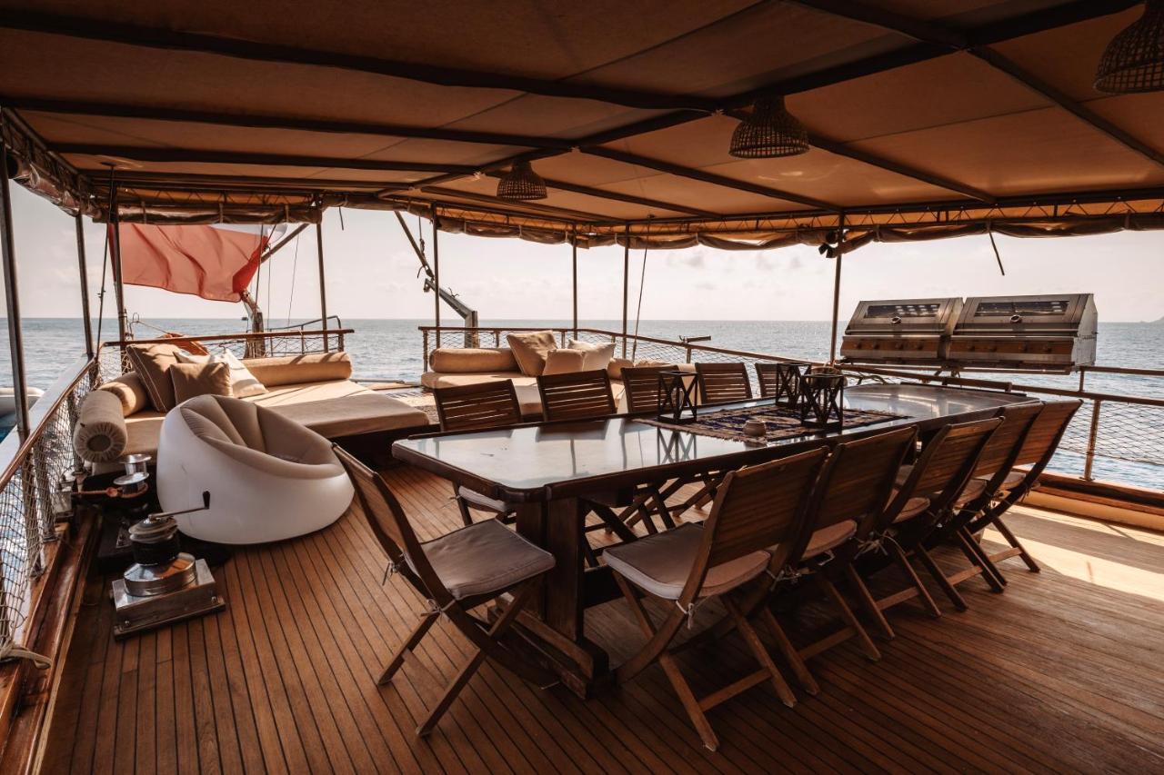 Sicily Sea Charter Hande Capo Galera Hotel Palermo Bagian luar foto